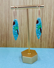 Load image into Gallery viewer, Surfboard earrings
