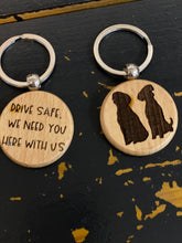 Load image into Gallery viewer, Engraved Keychain with dog
